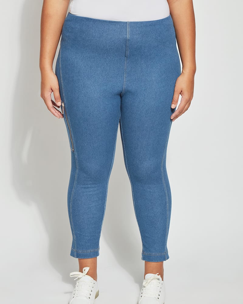 Front of a model wearing a size 1X Weekend Crop Legging in Mid Wash by Lysse New York. | dia_product_style_image_id:235990